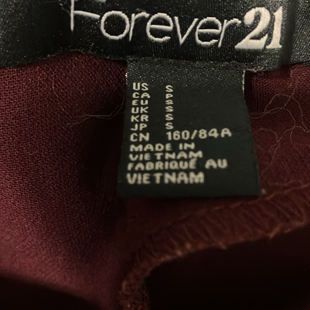 Forever 21 Burgundy Dress Size Small Preloved - Picture 4 of 4